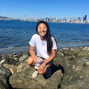 Meet your Posher, Elizabeth